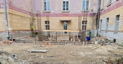 Iskolafelújítás rohamtempóban